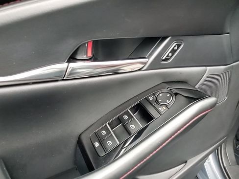 Certified 2025 MAZDA CX-30 AWD 2.5 S w/ Preferred Package image 12