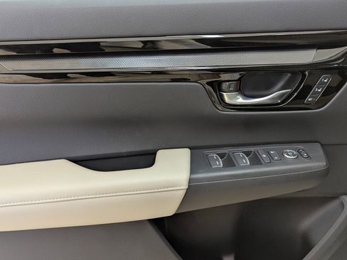 Used 2025 Honda CR-V EX-L image 12