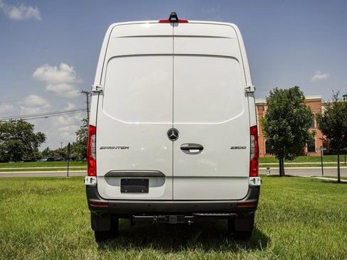 New 2025 Mercedes-Benz Sprinter 2500 image 5