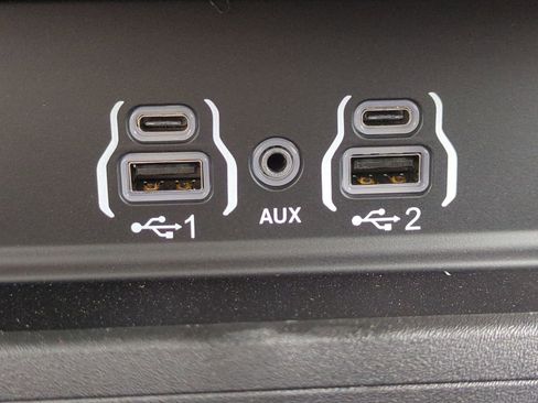 New 2026 RAM 1500 Express AWD/4WD image 23