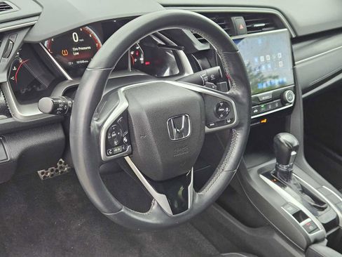Used 2021 Honda Civic Sport image 2