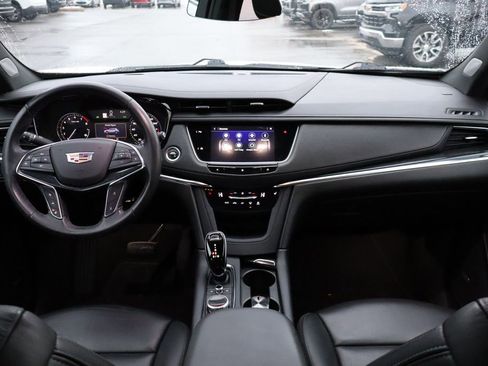 Used 2021 Cadillac XT5 Premium Luxury image 44