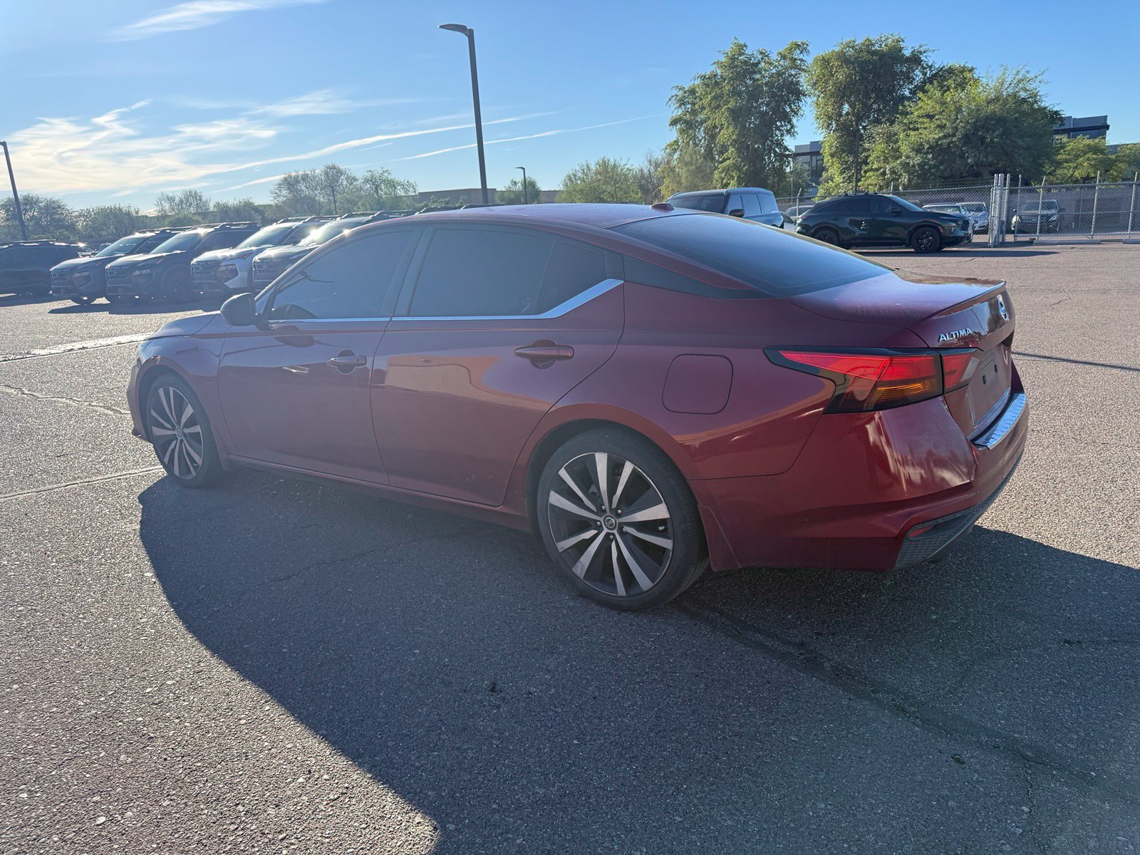 Used 2022 Nissan Altima 2.5 SR FWD image 7