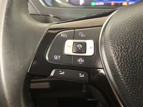 Used 2020 Volkswagen Tiguan SEL w/ 3rd Row Seat Package image 21