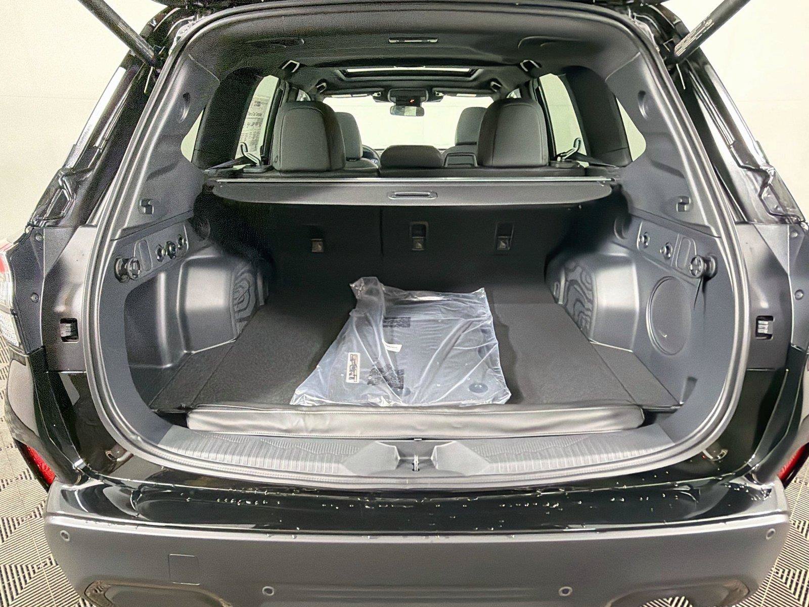 New 2026 Subaru Forester Sport AWD/4WD image 14