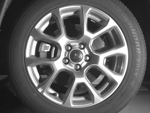 Used 2025 Jeep Compass Limited image 12