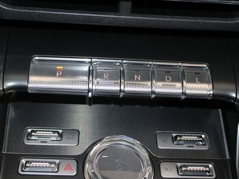 New 2026 Lincoln Nautilus Premier AWD/4WD image 42