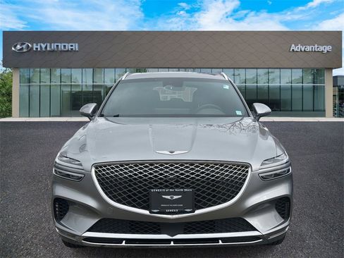 Certified 2023 Genesis GV70 2.5T Advanced w/ Advanced Package image 2