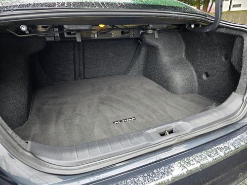 Used 2020 Nissan Altima 2.5 SV image 17