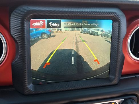 Used 2021 Jeep Wrangler Unlimited Rubicon image 26