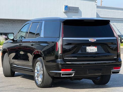 Used 2022 Cadillac Escalade Premium Luxury w/ Performance Package RWD image 2