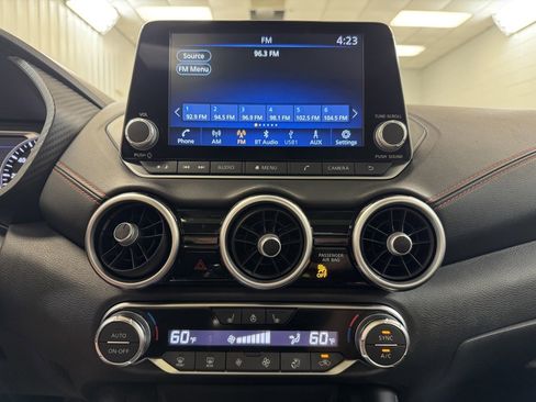 Used 2024 Nissan Sentra SR w/ SR Premium Package image 34