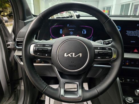 Used 2025 Kia Sportage X-Line AWD/4WD image 17