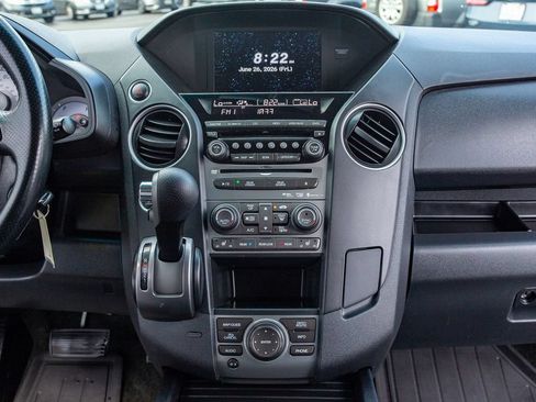 Used 2015 Honda Pilot Touring image 26