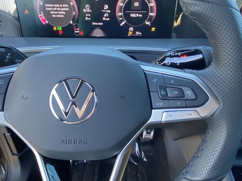 New 2026 Volkswagen Tiguan SE R-Line image 21