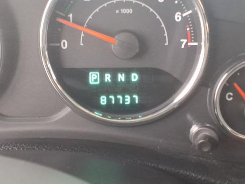 Used 2014 Jeep Wrangler Unlimited Sahara w/ Connectivity Group image 13