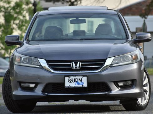 Used 2014 Honda Accord EX image 3