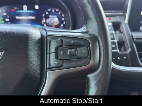 Used 2022 Chevrolet Suburban RST w/ Luxury Package RWD image 19