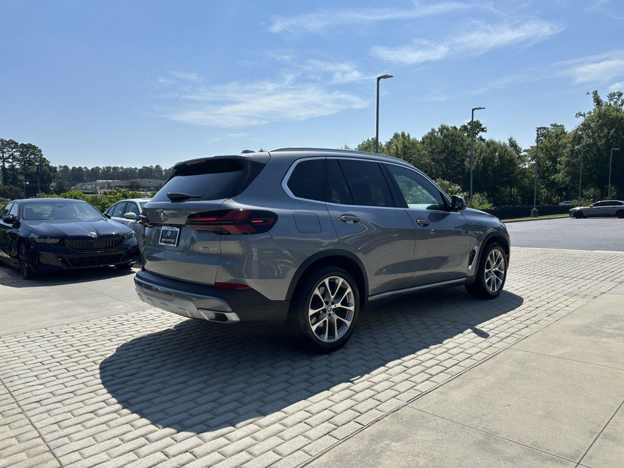 Used 2024 BMW X5 sDrive40i w/ Parking Assistance Package RWD image 15