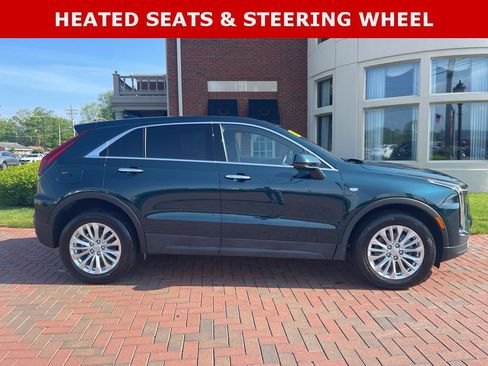Used 2024 Cadillac XT4 Luxury w/ Cold Weather Package AWD/4WD image 7