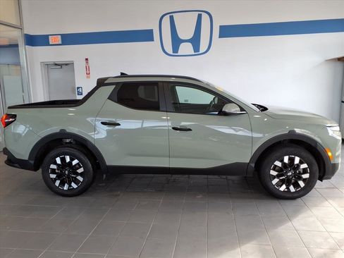 Certified 2025 Hyundai Santa Cruz SEL image 4