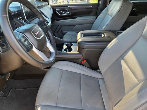 Used 2024 GMC Yukon XL SLT image 20