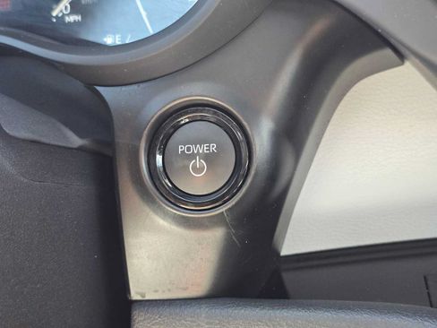 Certified 2026 Toyota Sienna XLE FWD image 34