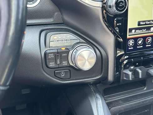 Used 2020 RAM 1500 Laramie AWD/4WD image 28