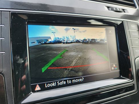 Used 2015 Volkswagen GTI Autobahn image 14