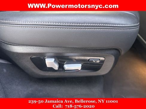 Used 2021 BMW X7 xDrive40i w/ Parking Assistance Package image 21