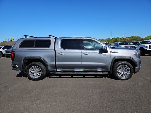 Used 2022 GMC Sierra 1500 SLT w/ SLT Premium Plus Package AWD/4WD image 7