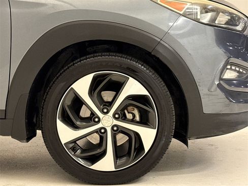 Used 2016 Hyundai Tucson Sport image 7