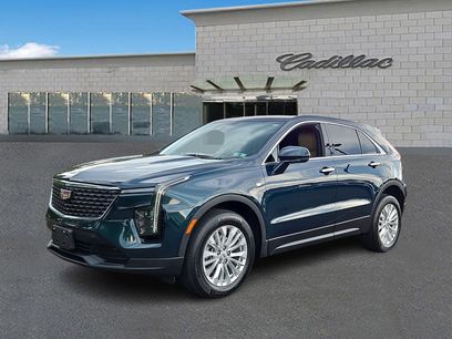 Used 2024 Cadillac XT4 Luxury w/ Cold Weather Package