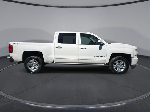 Used 2018 Chevrolet Silverado 1500 LT w/ All Star Edition AWD/4WD image 14