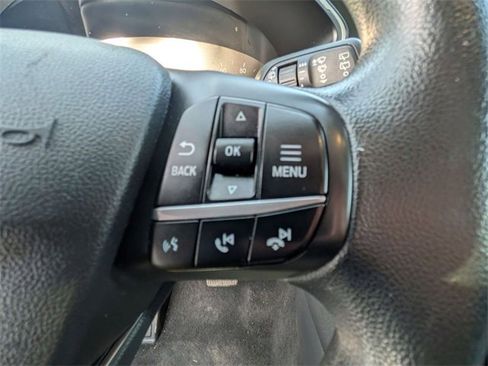 Used 2021 Ford Escape SE image 19