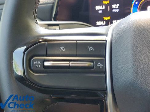 Used 2024 Chevrolet Colorado LT w/ LT Convenience Package RWD image 22