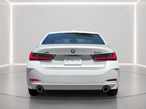 Used 2026 BMW 330i xDrive Sedan AWD/4WD image 4