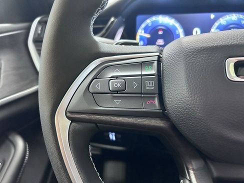 New 2026 Jeep Grand Cherokee Limited AWD/4WD image 10