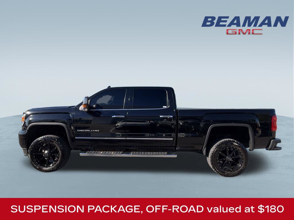 Used 2017 GMC Sierra 2500 Denali w/ Duramax Plus Package AWD/4WD image 4