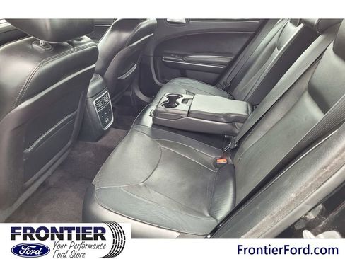Used 2016 Chrysler 300 C RWD image 24