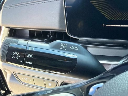 New 2026 Kia Carnival EX image 31