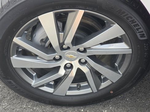 Used 2024 Chevrolet Equinox LT w/ LPO, Floor Liner Package AWD/4WD image 31