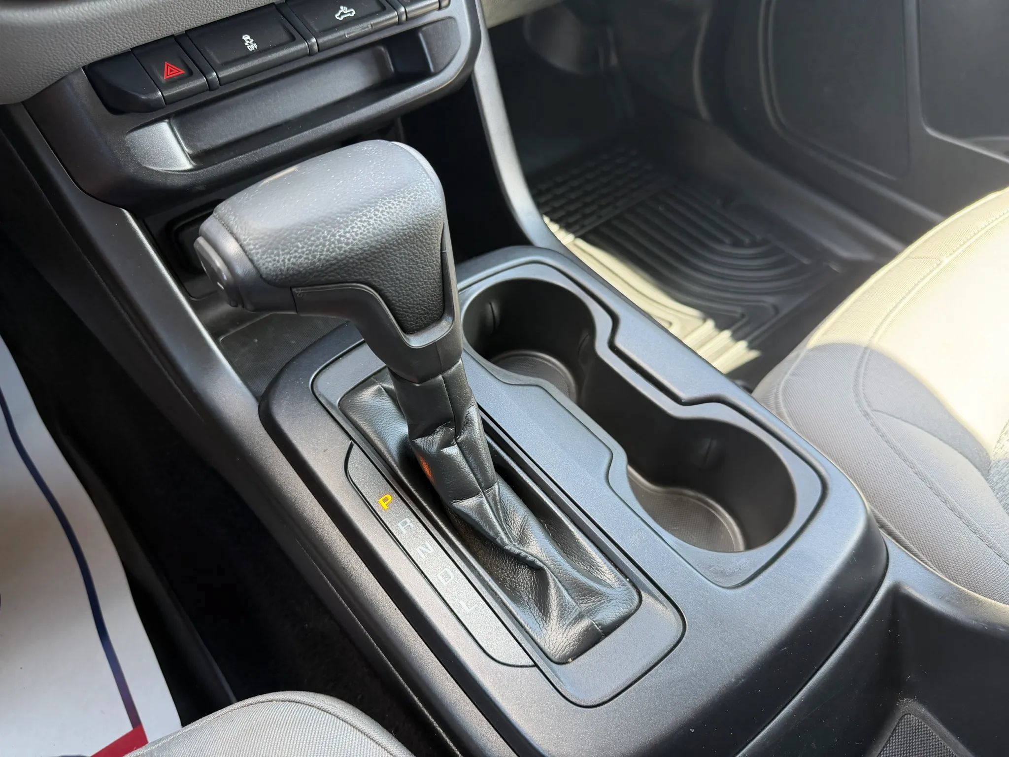 Used 2019 Chevrolet Colorado W/T w/ WT Convenience Package RWD image 19