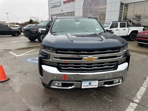 Used 2019 Chevrolet Silverado 1500 LTZ image 9