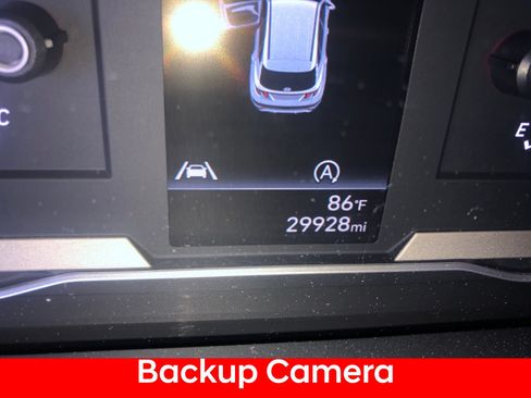 Used 2023 Hyundai Tucson SEL FWD image 3