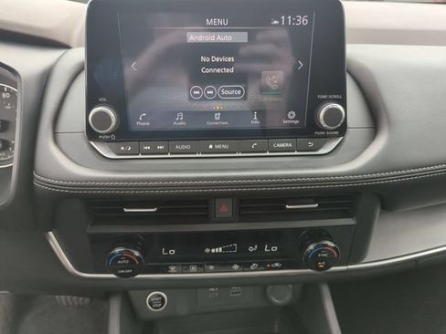 Certified 2023 Nissan Rogue SV FWD image 37