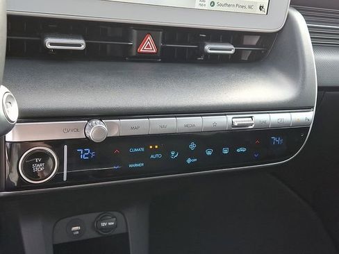 Used 2024 Hyundai Ioniq 5 SE image 16