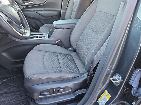 Used 2020 Chevrolet Equinox LT image 23