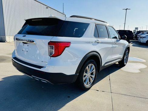 Used 2023 Ford Explorer XLT w/ Equipment Group 202A image 41