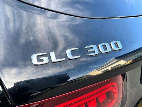 Used 2022 Mercedes-Benz GLC 300 4MATIC image 30